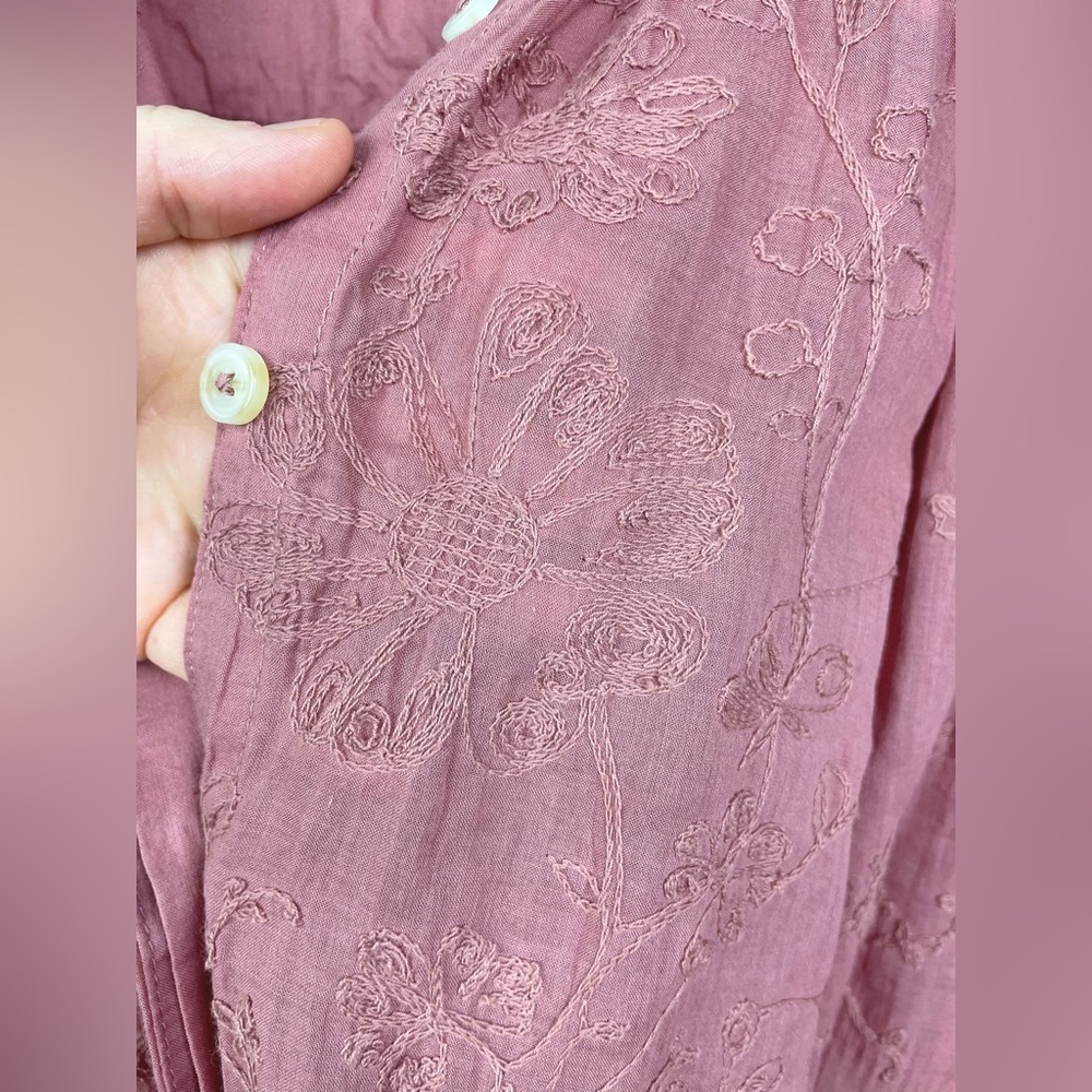Anthro Pilcro Women's Small Mauve Pink Embroidered Floral Faustine Dolman Blouse - Picture 11 of 16